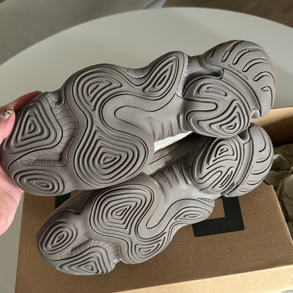NIB YEEZY 500 ASH GREY ADIDAS MEN’S 12 - Picture 15 of 15